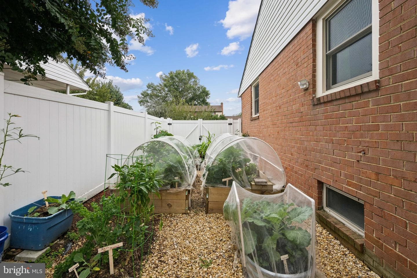 111 Essenton Drive photo 33