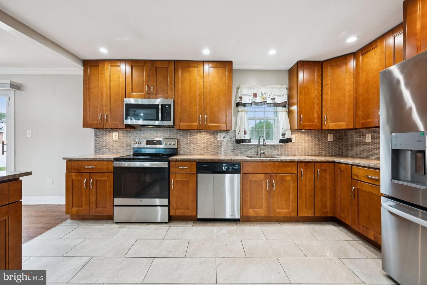 111 Essenton Drive photo 6