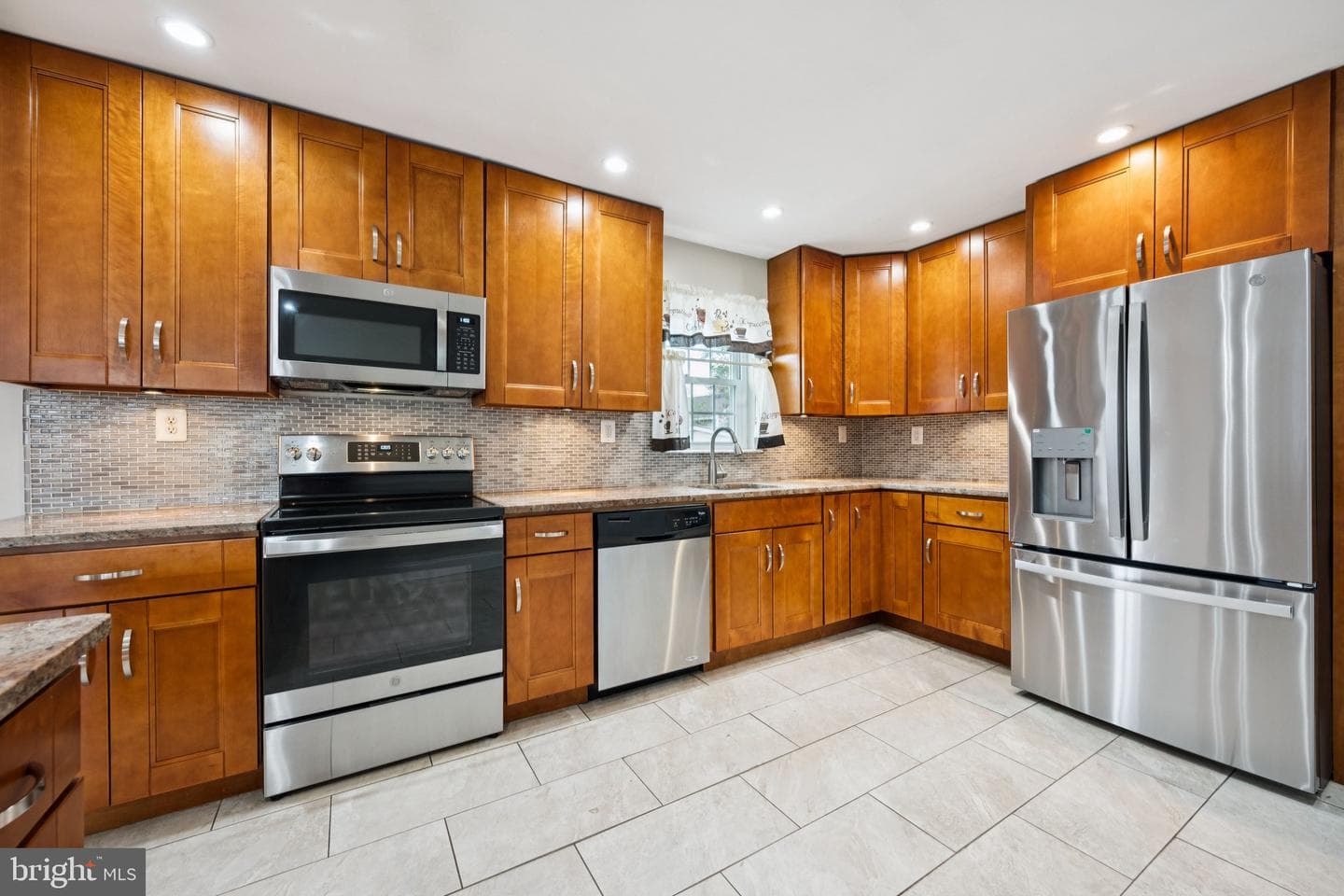 111 Essenton Drive photo 8