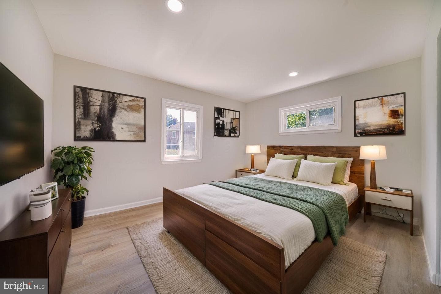 2521 Saint Clair Drive photo 25