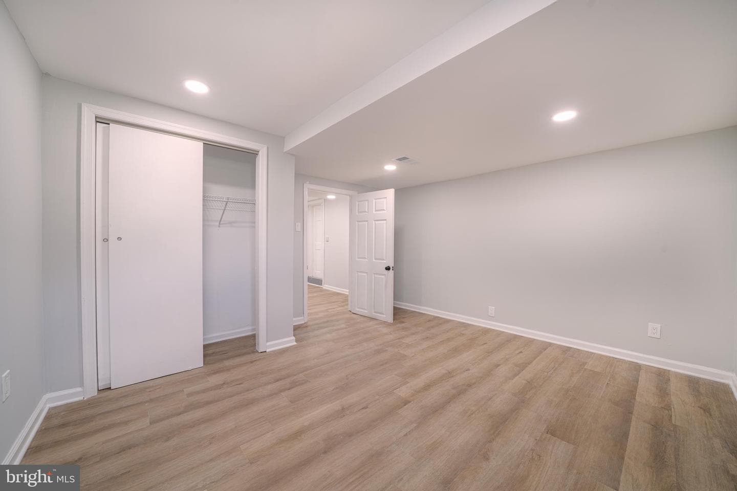 2521 Saint Clair Drive photo 50