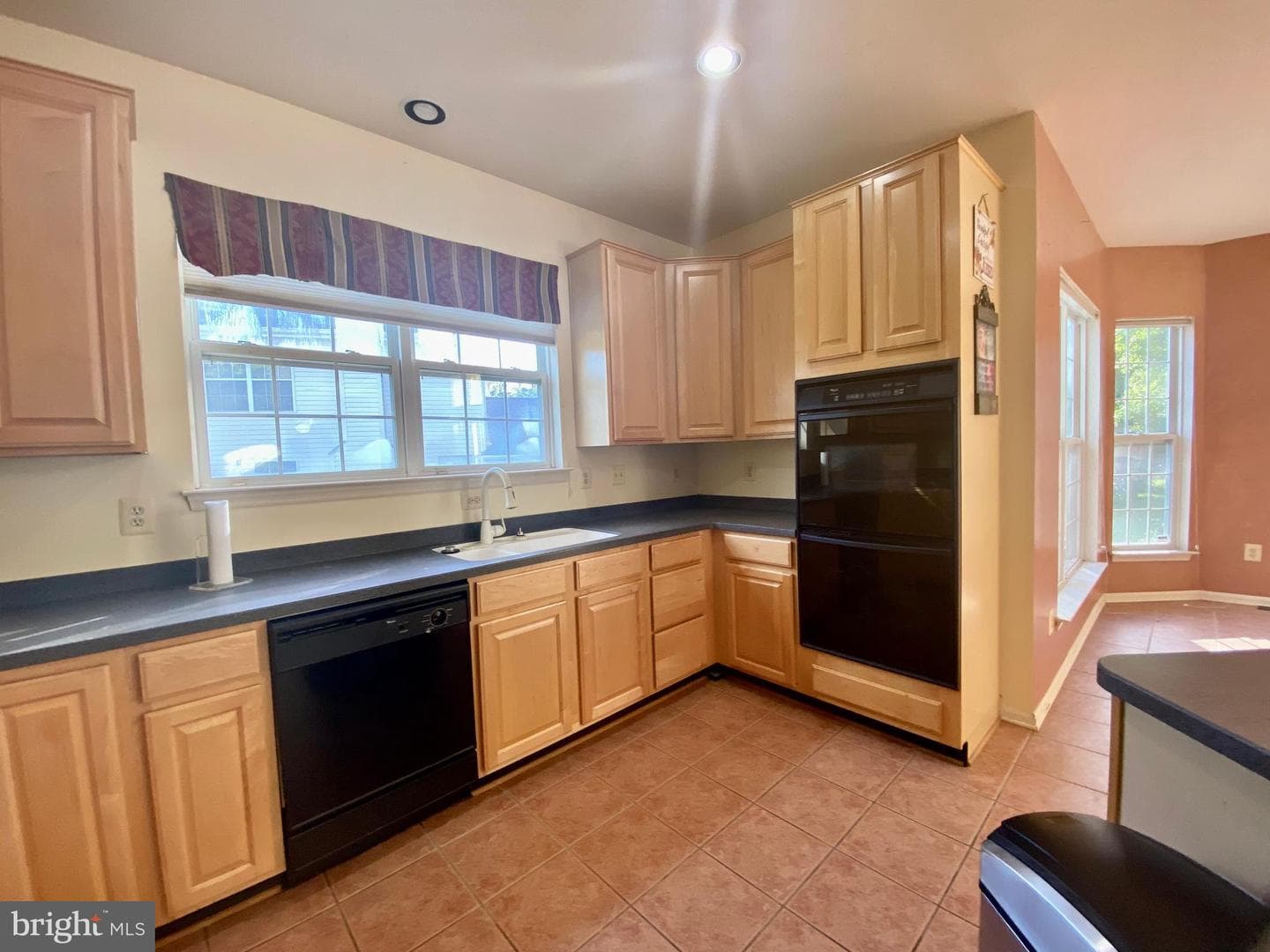 5802 Lawton Court photo 11