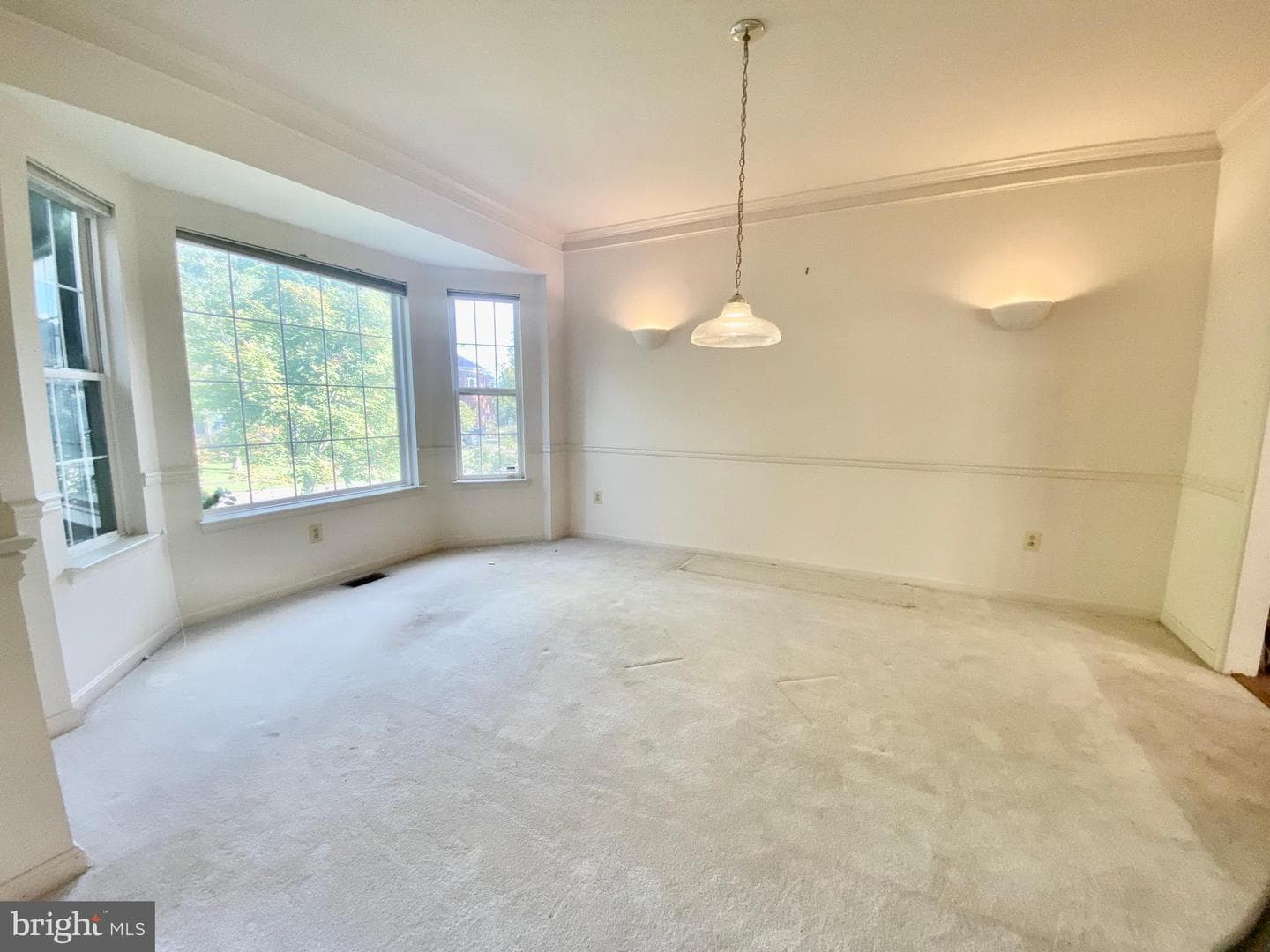 5802 Lawton Court photo 16