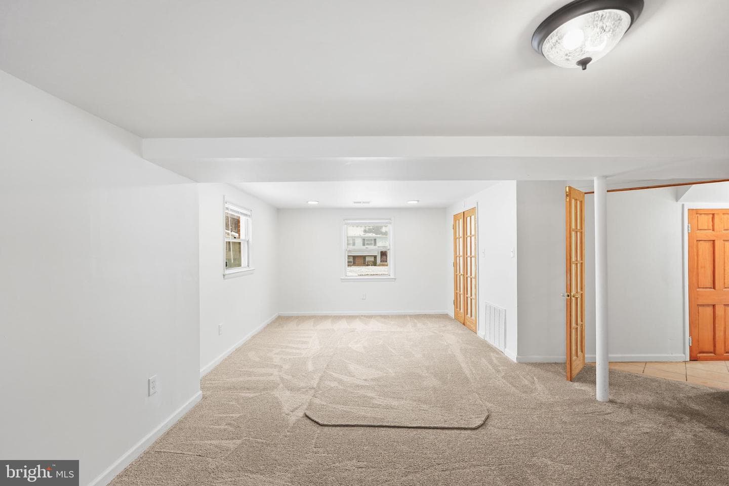 6903 Fawncrest Drive photo 9
