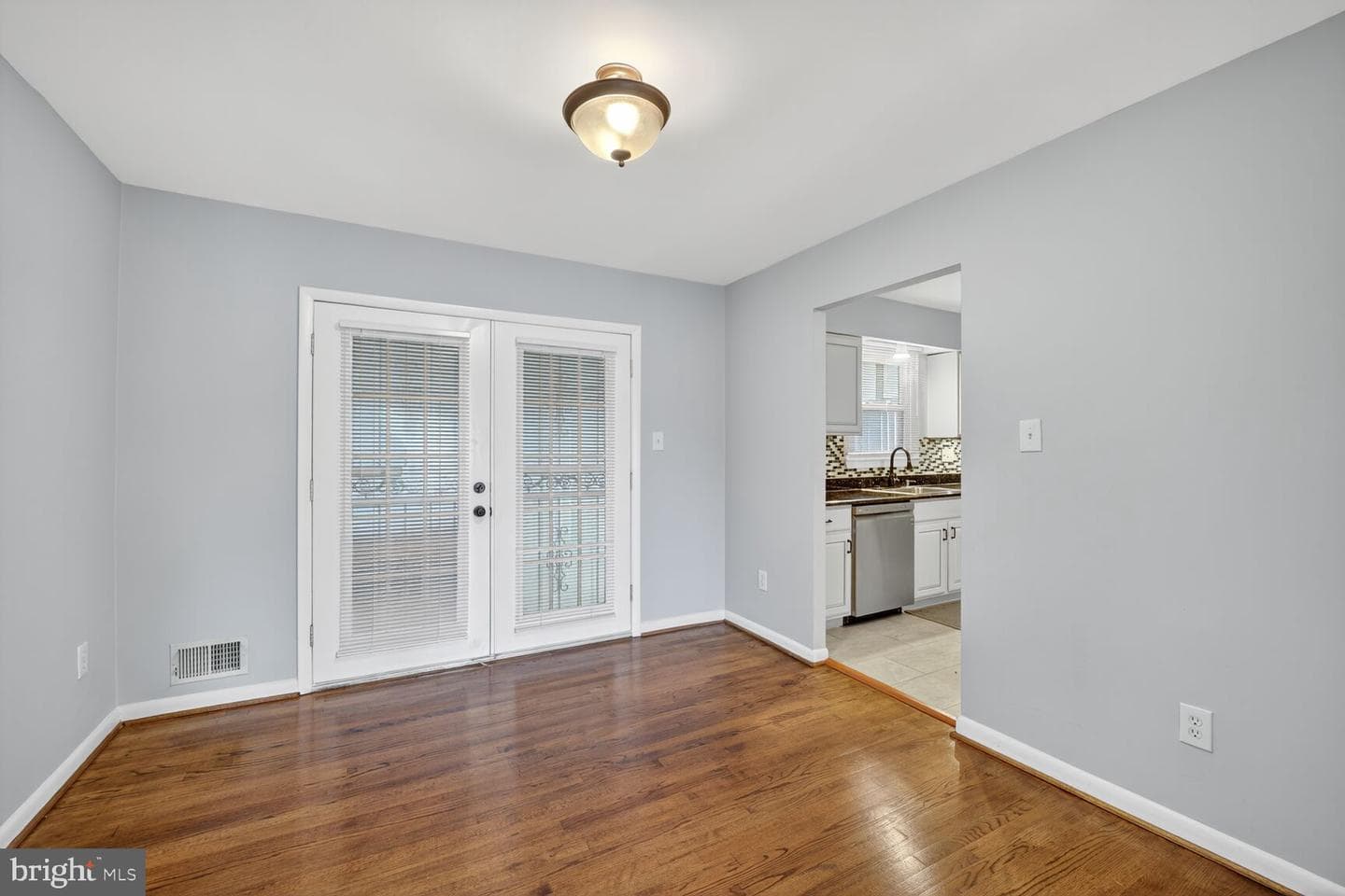 2707 Testway Avenue photo 5