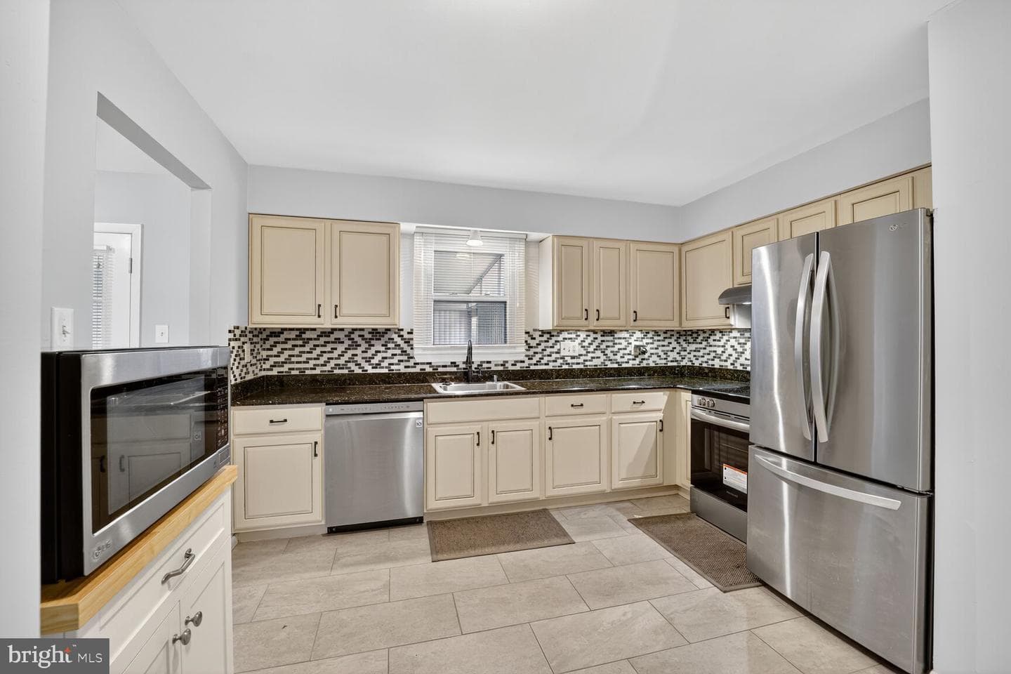 2707 Testway Avenue photo 6