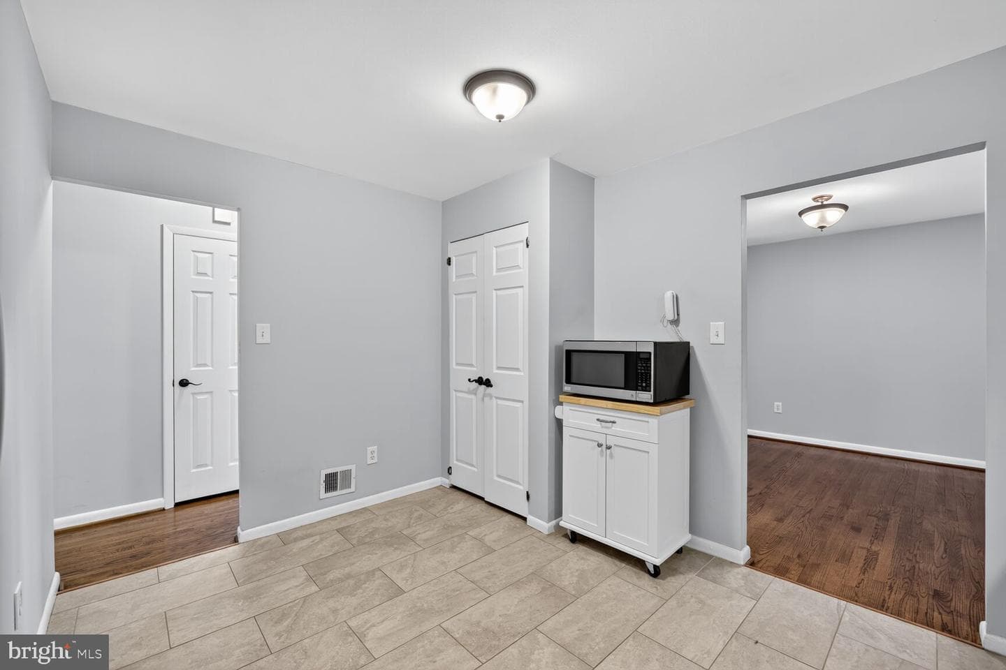2707 Testway Avenue photo 9