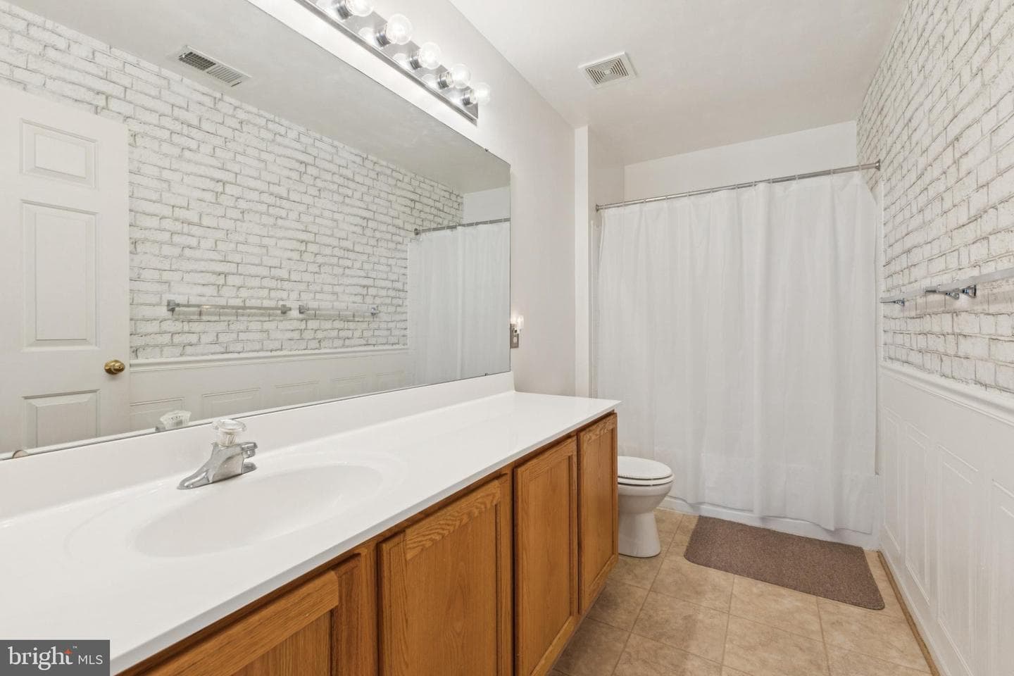 1408 River Birch Place photo 15