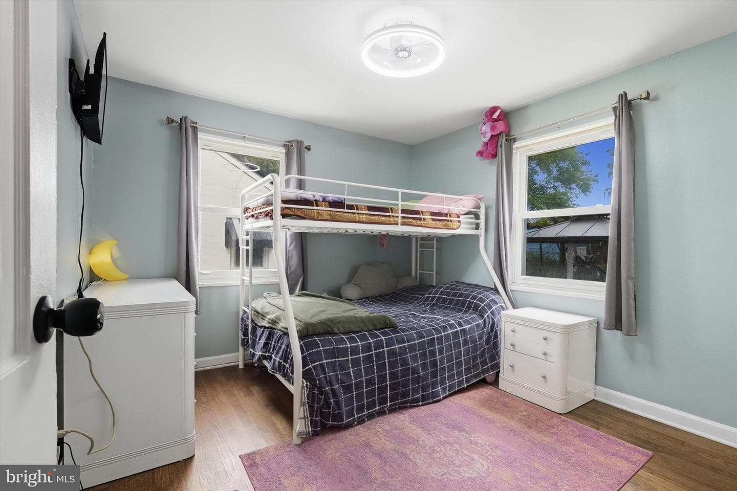 5024 Addison Road photo 16