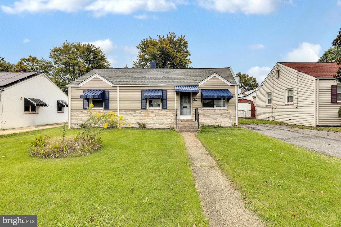 5024 Addison Road photo 2