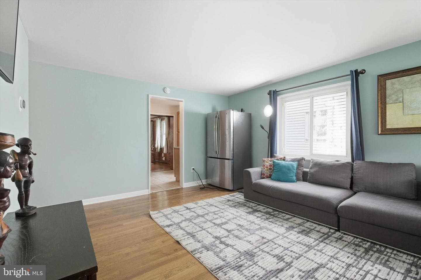 5024 Addison Road photo 4