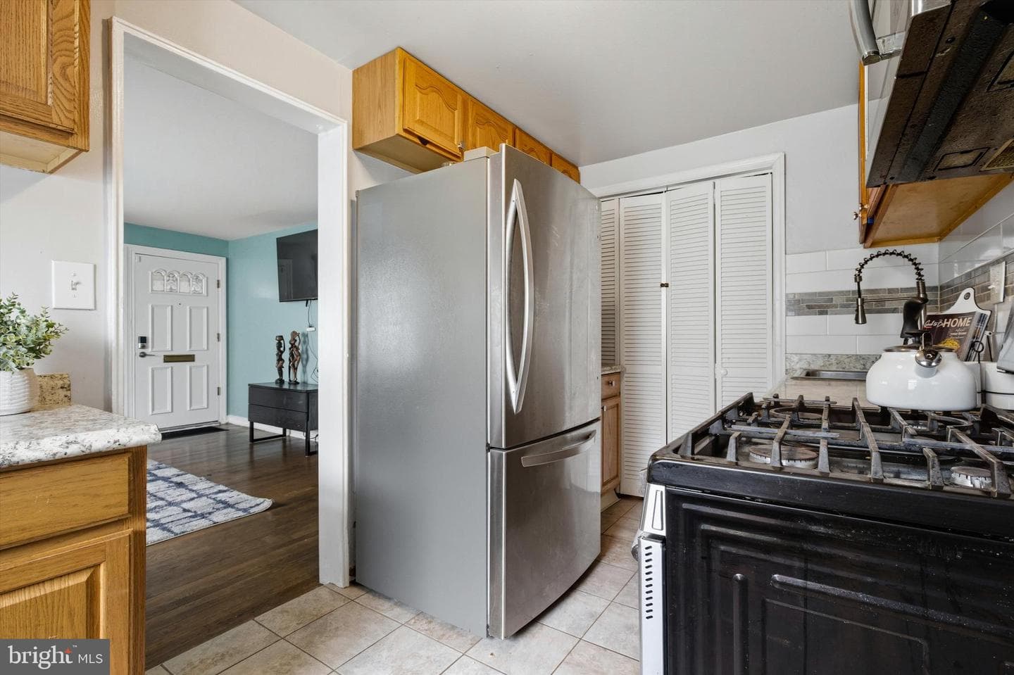 5024 Addison Road photo 7