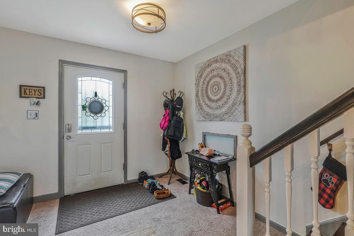 1654 Forest Park Drive photo 5