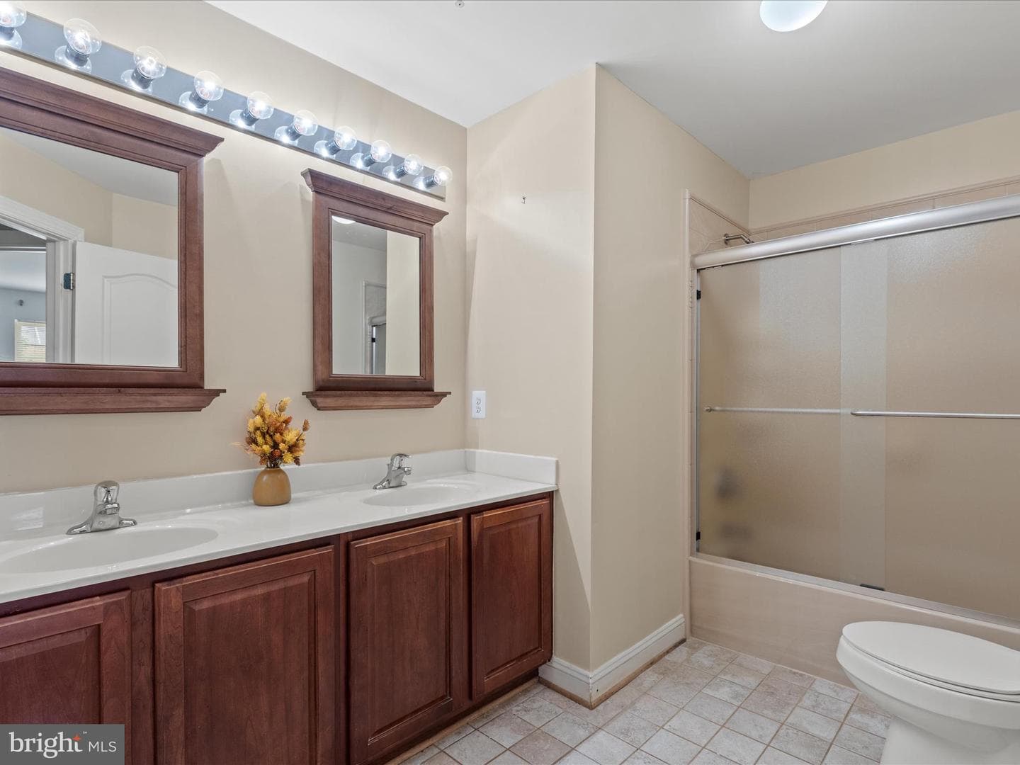 1212 Granada Street photo 27