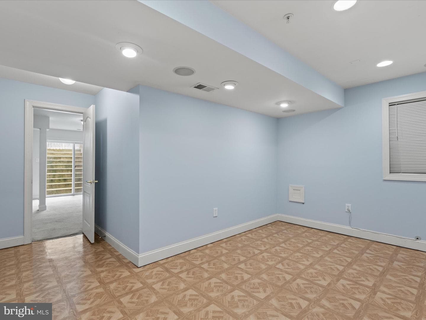 1212 Granada Street photo 46