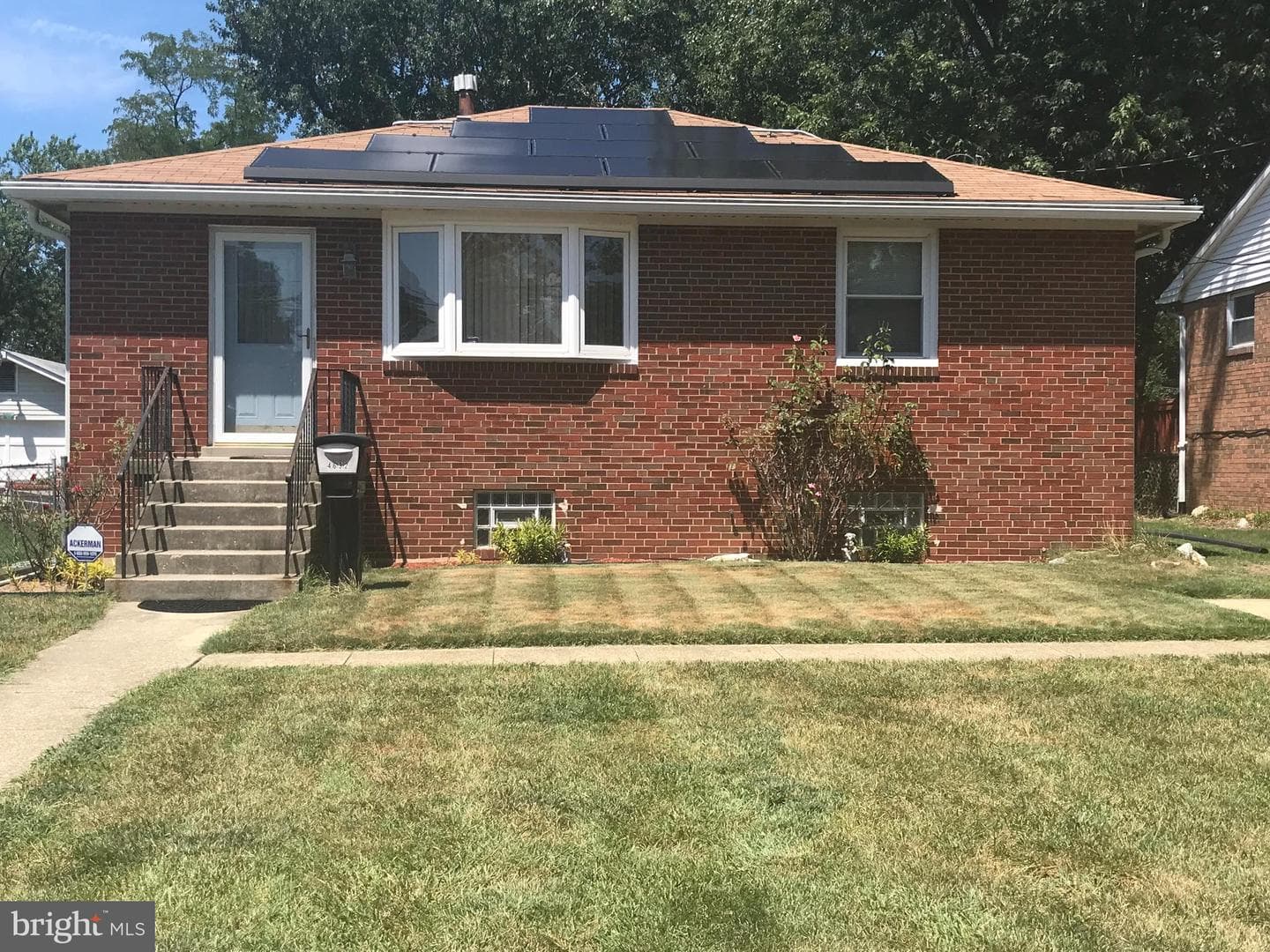 4632 Lacy Avenue photo 1