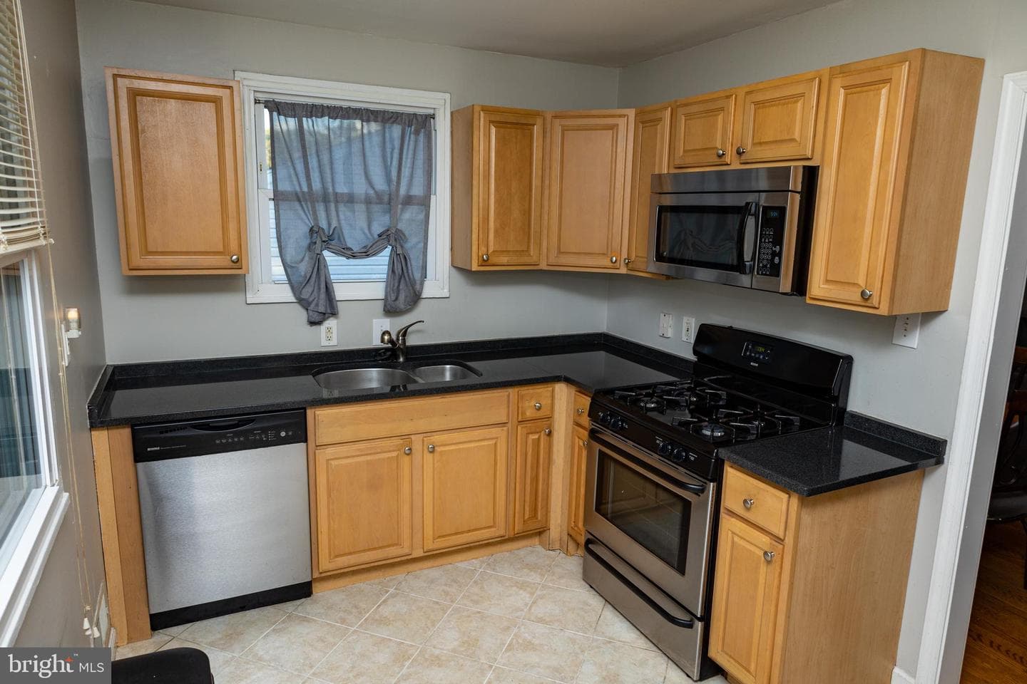 2313 Wintergreen Avenue photo 16