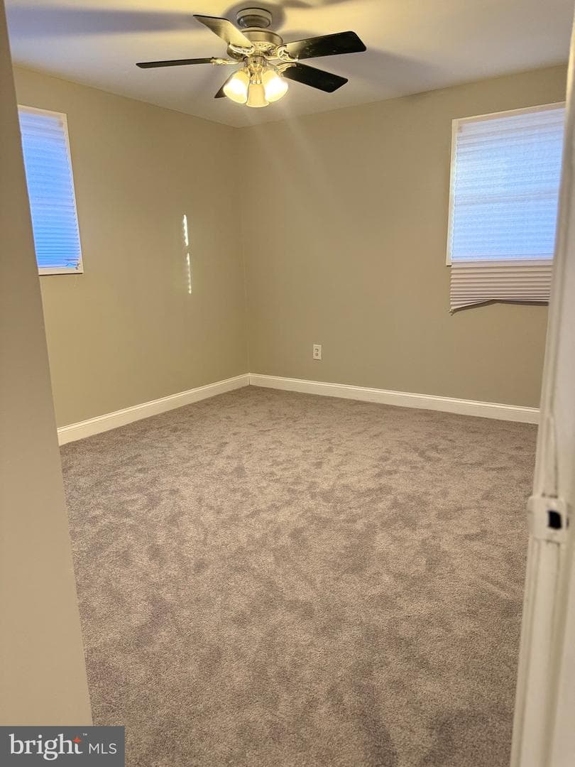 7013 Whitney Avenue photo 23