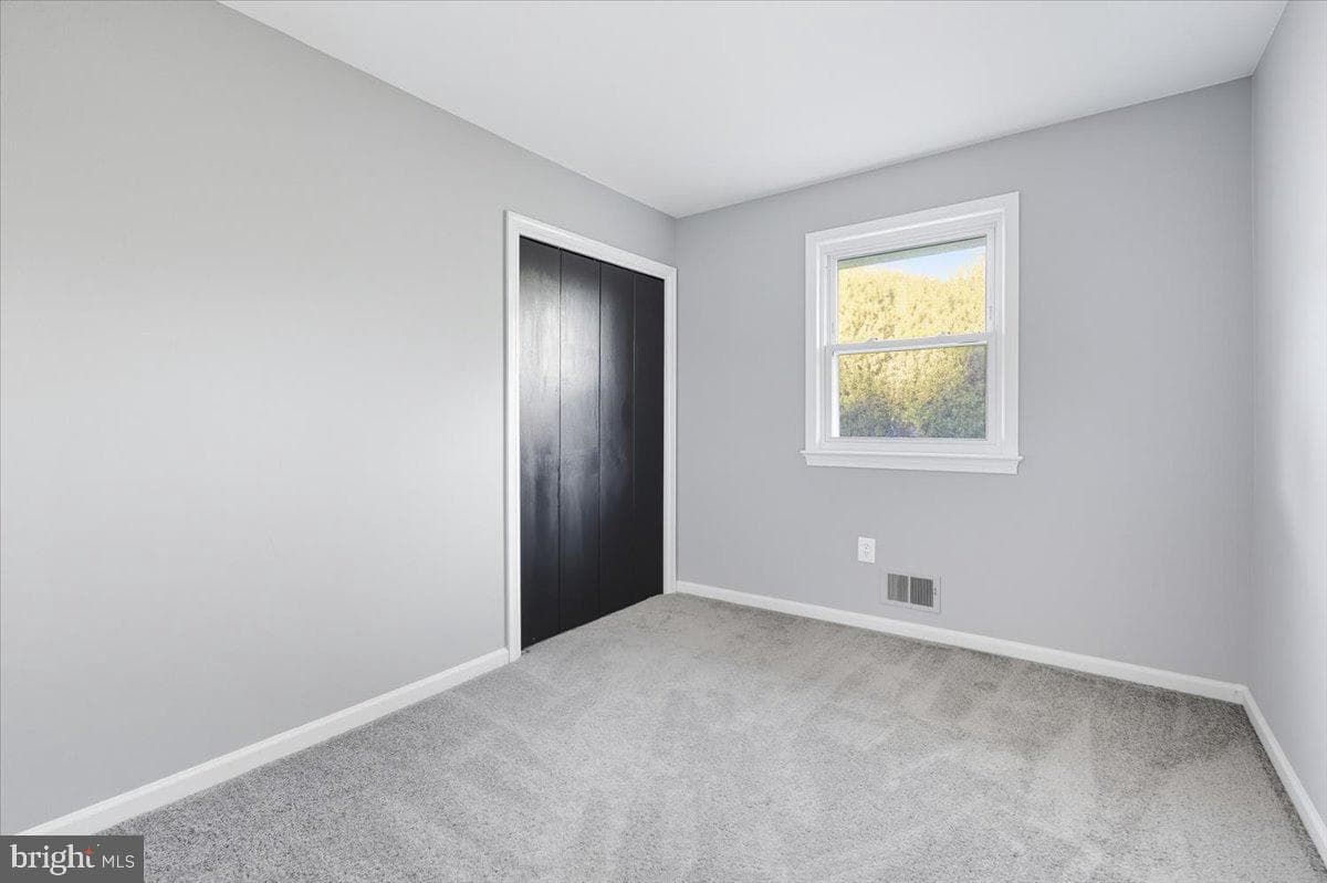 7800 Locris Drive photo 13