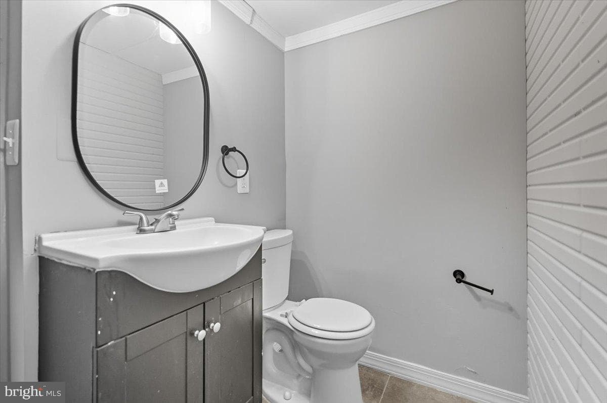 7800 Locris Drive photo 23