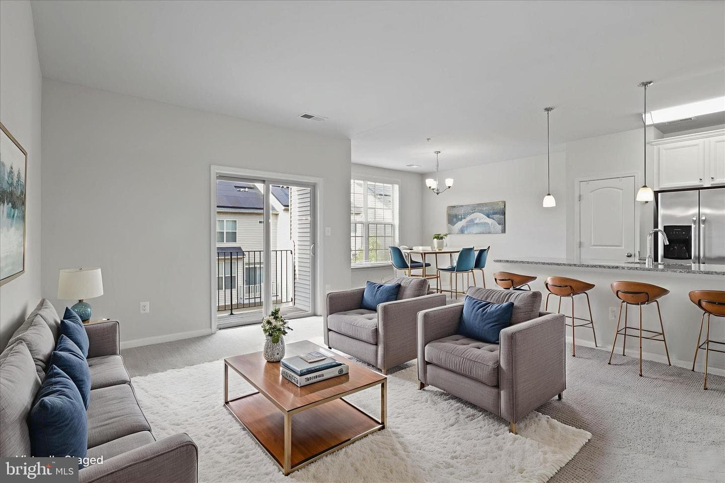 2633 Campus Way N photo 11