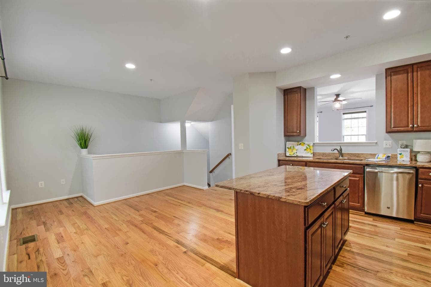9521 Westerdale Drive photo 23