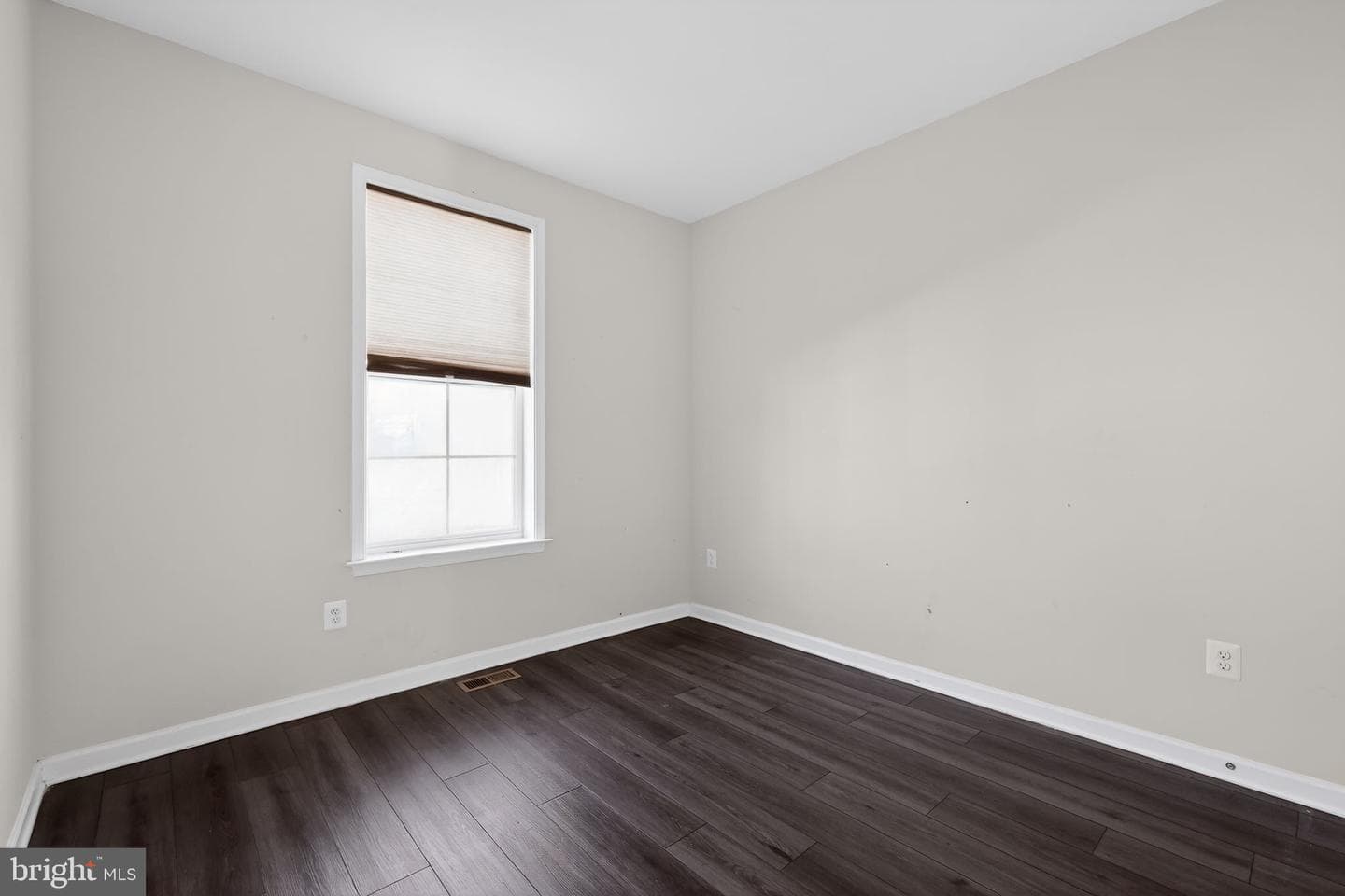 1027 Overlook Way photo 11