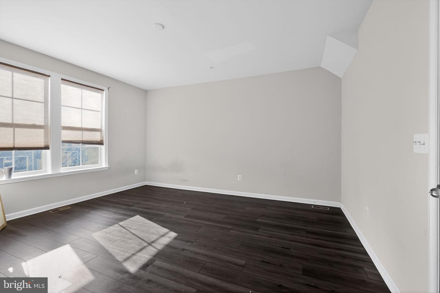1027 Overlook Way photo 13