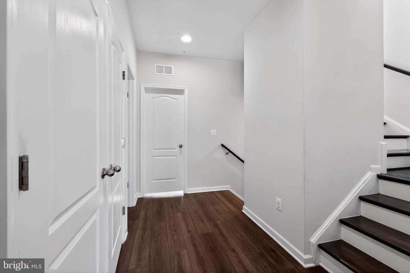 1027 Overlook Way photo 17