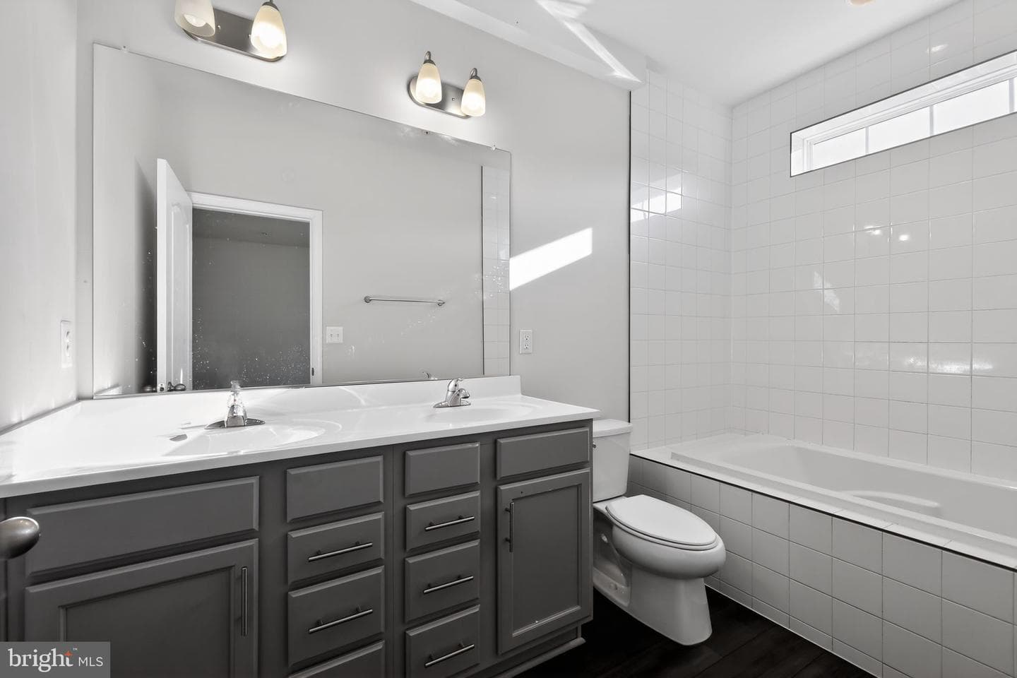 1027 Overlook Way photo 23