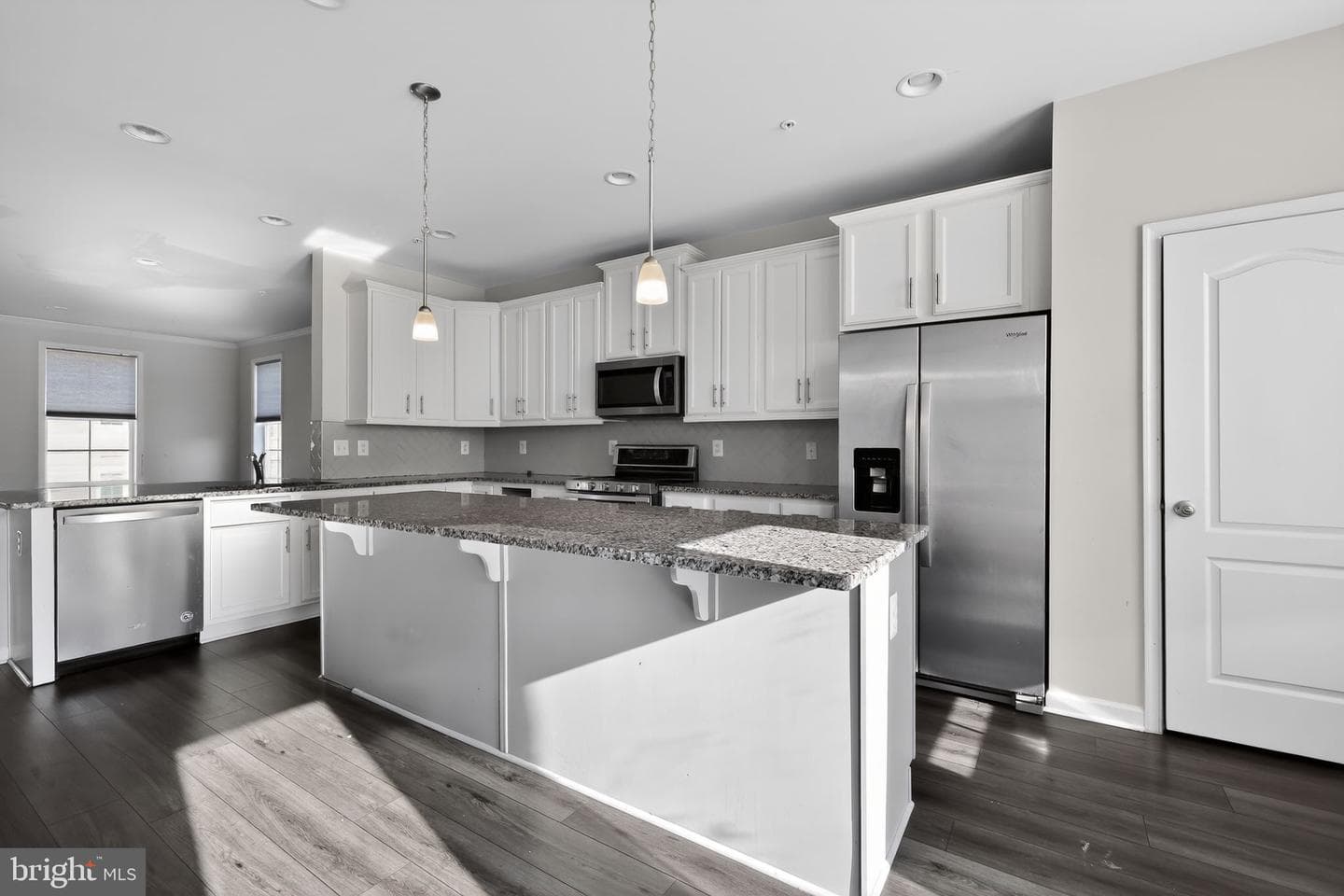 1027 Overlook Way photo 7