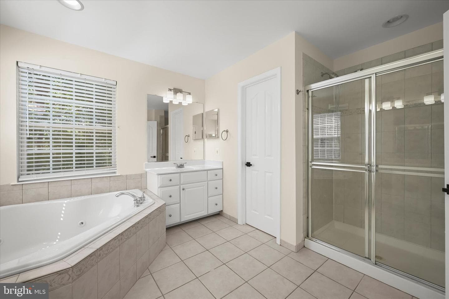 4314 Quanders Promise Drive photo 32