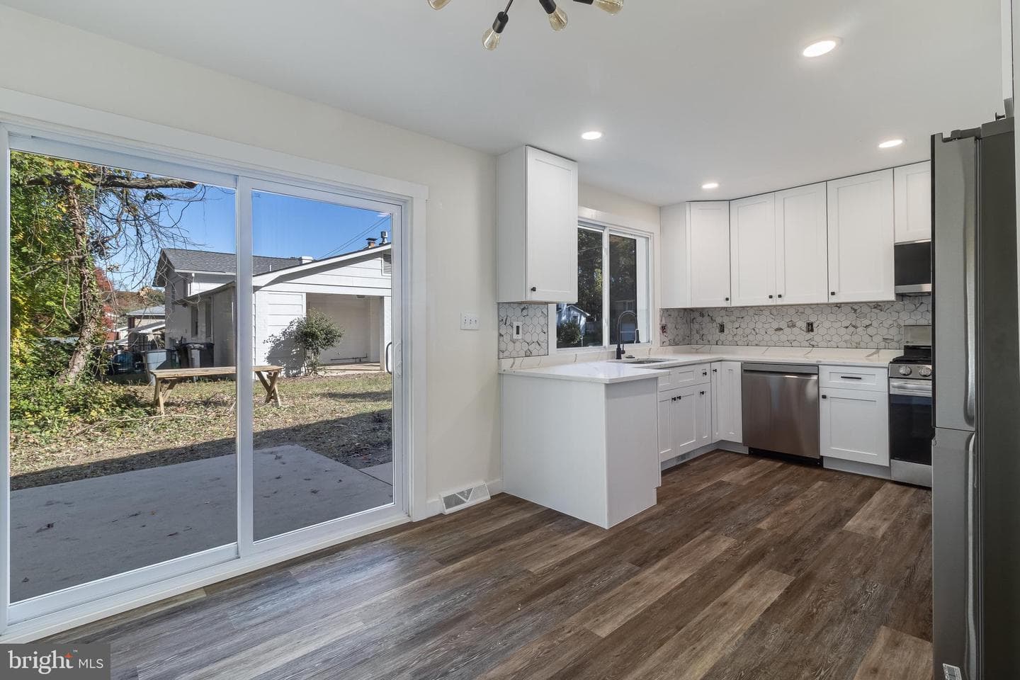2804 Testway Avenue photo 12