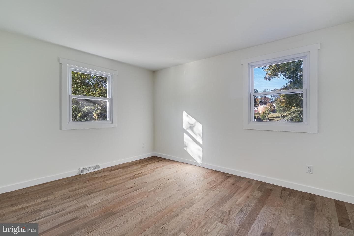 2804 Testway Avenue photo 27