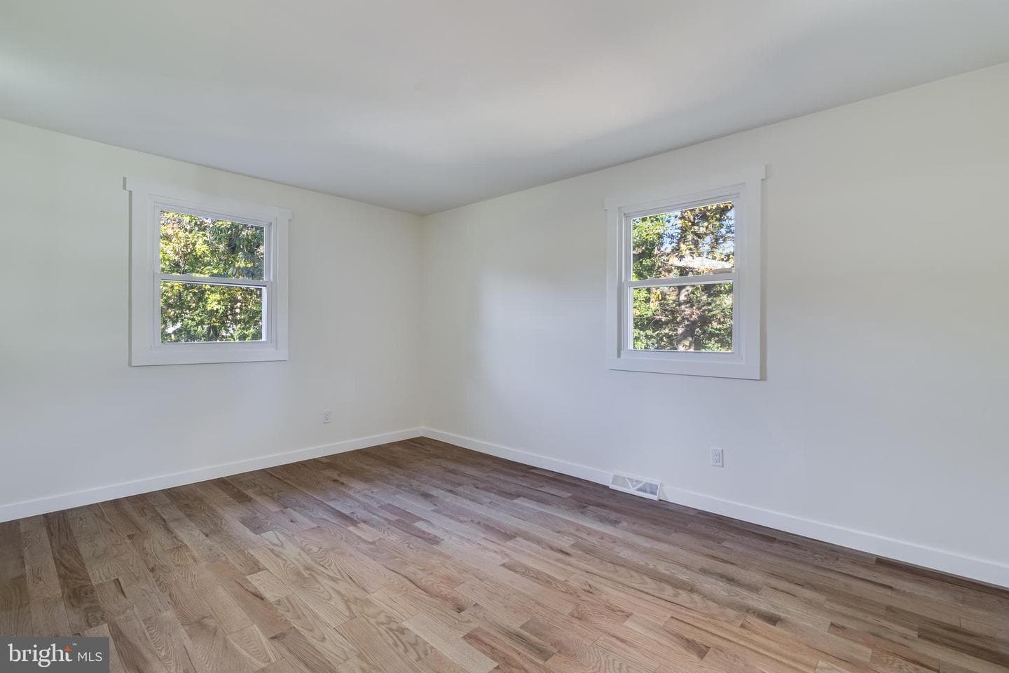 2804 Testway Avenue photo 31