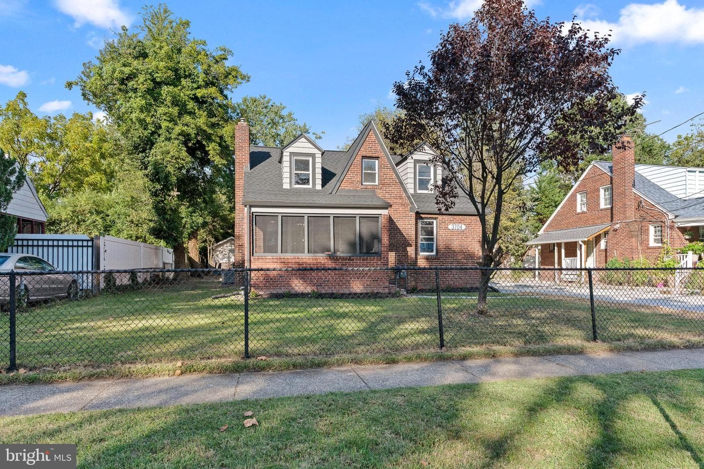 3704 Hamilton Street photo 2