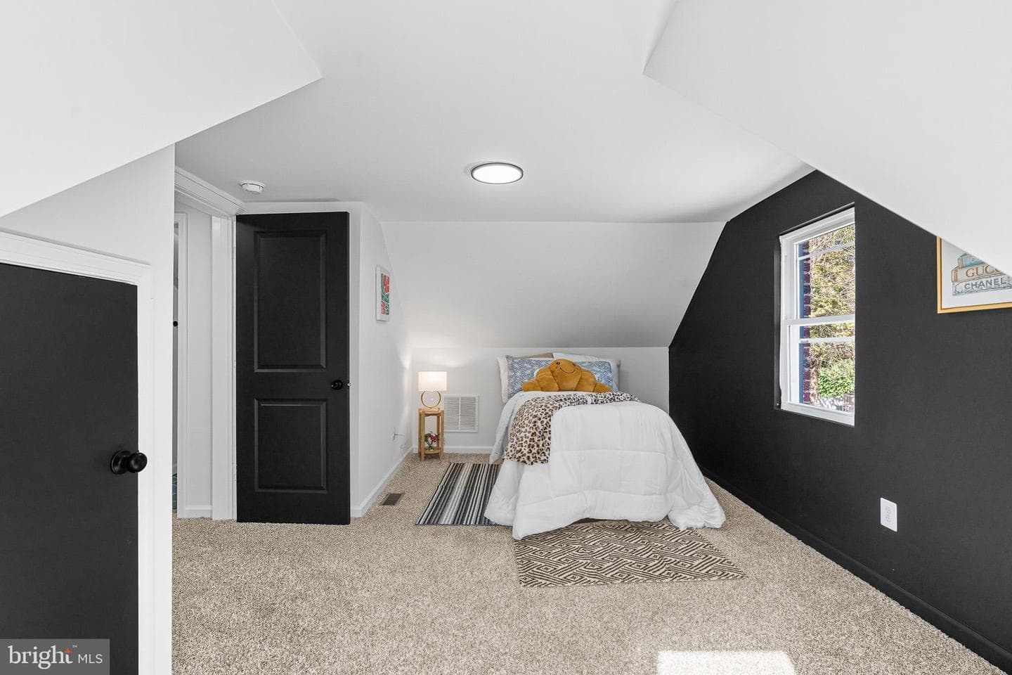 3704 Hamilton Street photo 21