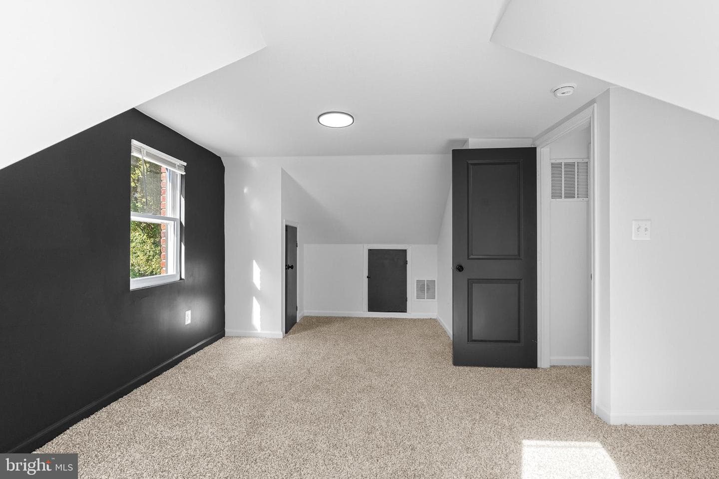 3704 Hamilton Street photo 25