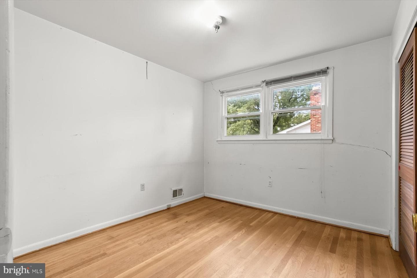3533 Duke Street photo 18