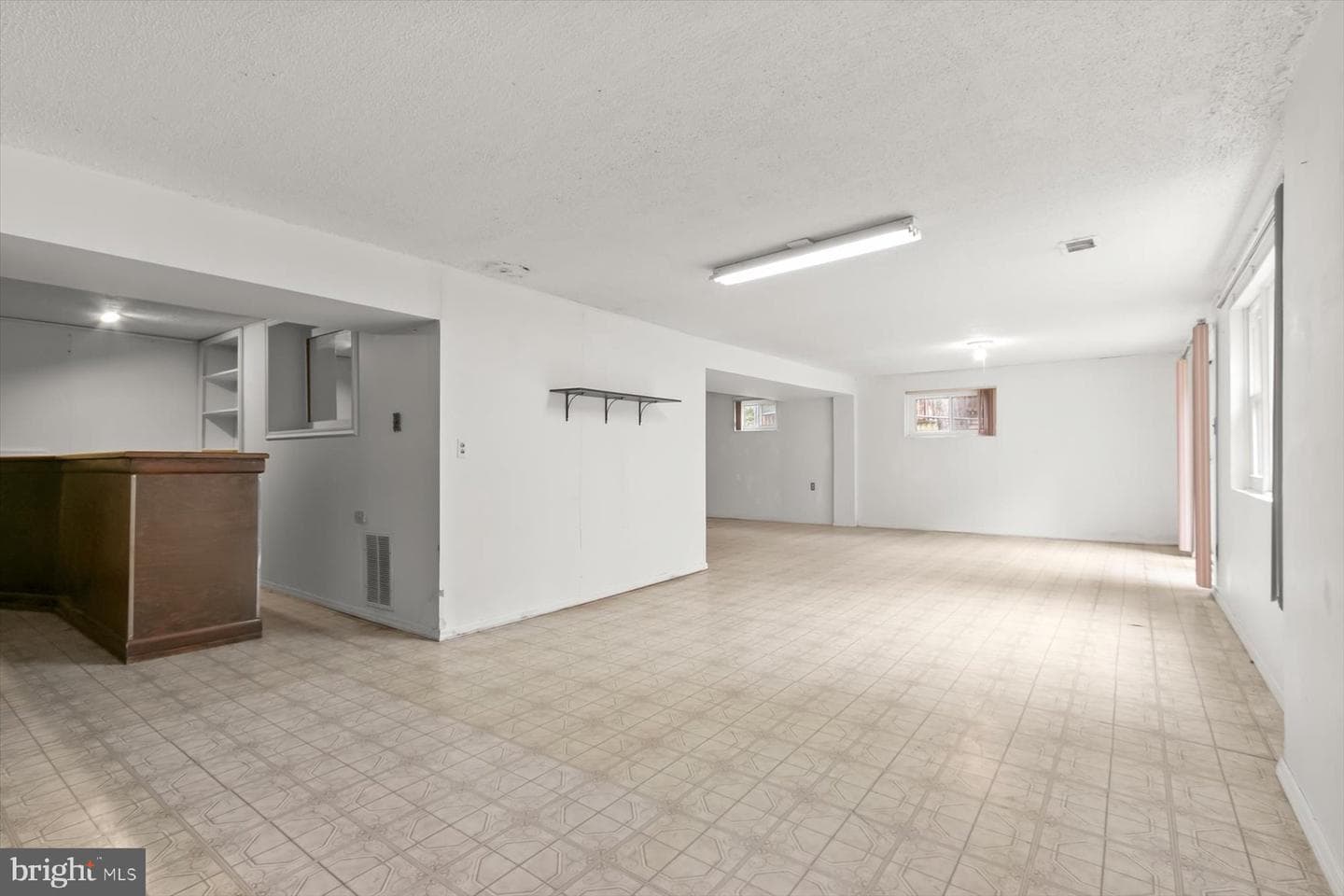 3533 Duke Street photo 21