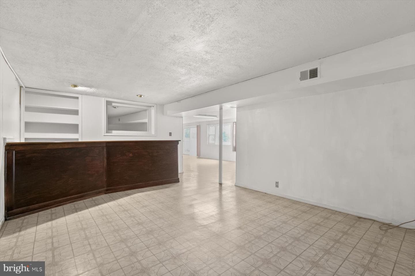 3533 Duke Street photo 23