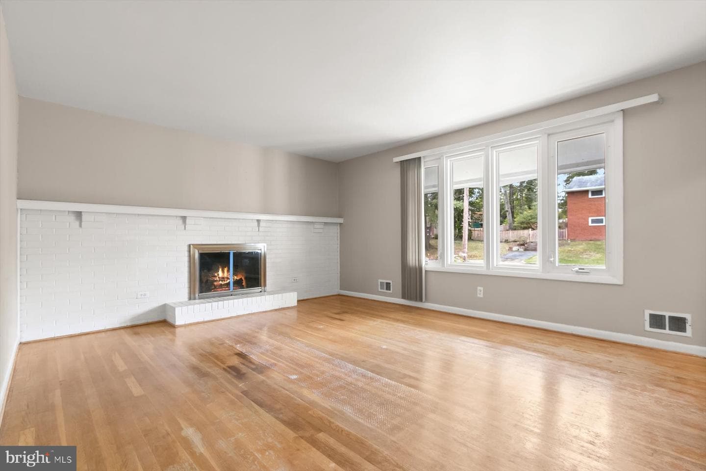 3533 Duke Street photo 4
