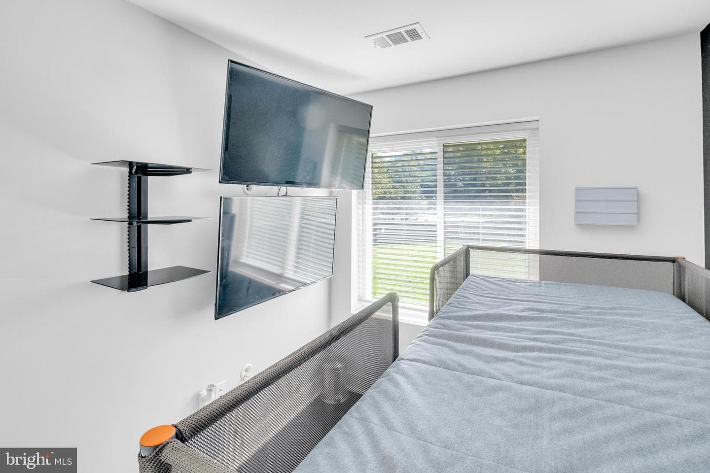 7600 Normandy Road photo 12