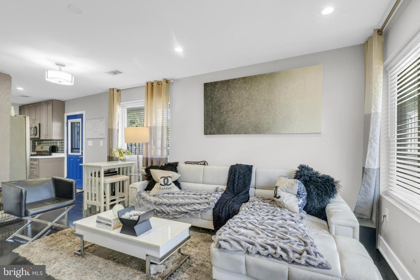 7600 Normandy Road photo 5