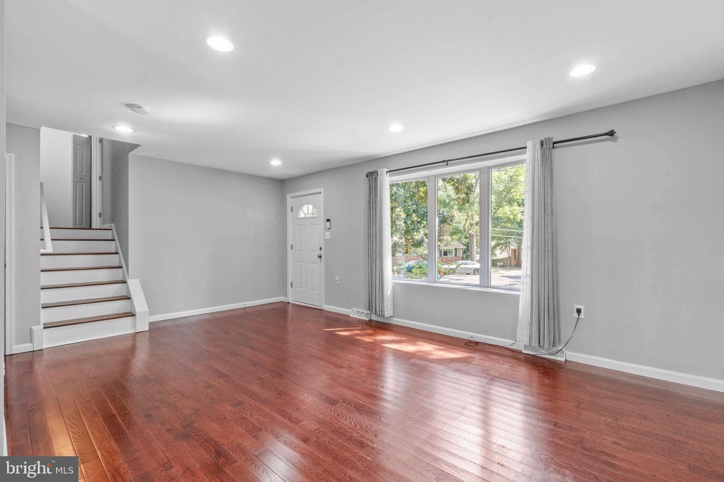 3728 Dianna Road photo 3