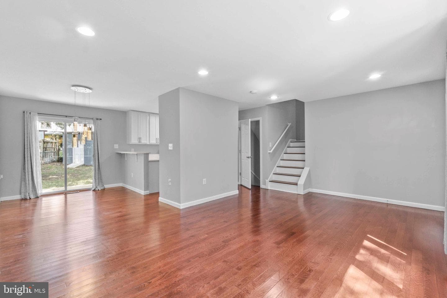 3728 Dianna Road photo 5