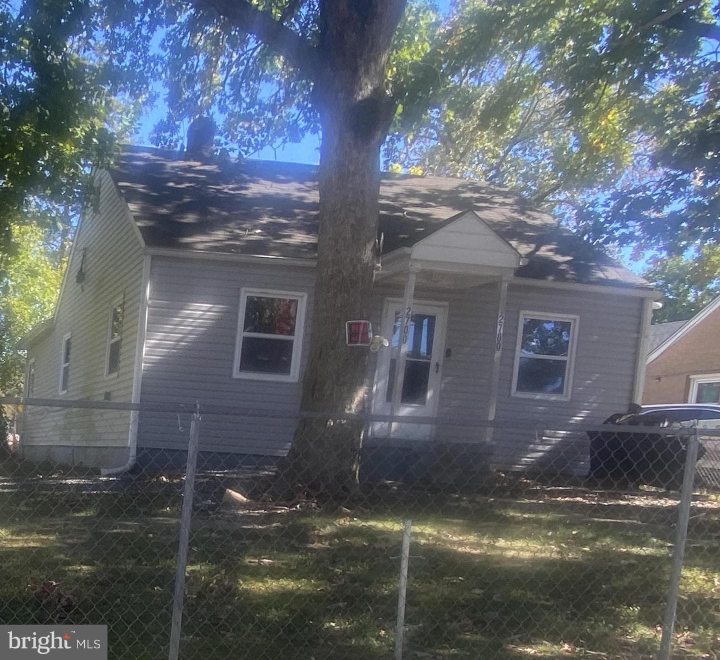 2700 Phelps Avenue photo 2