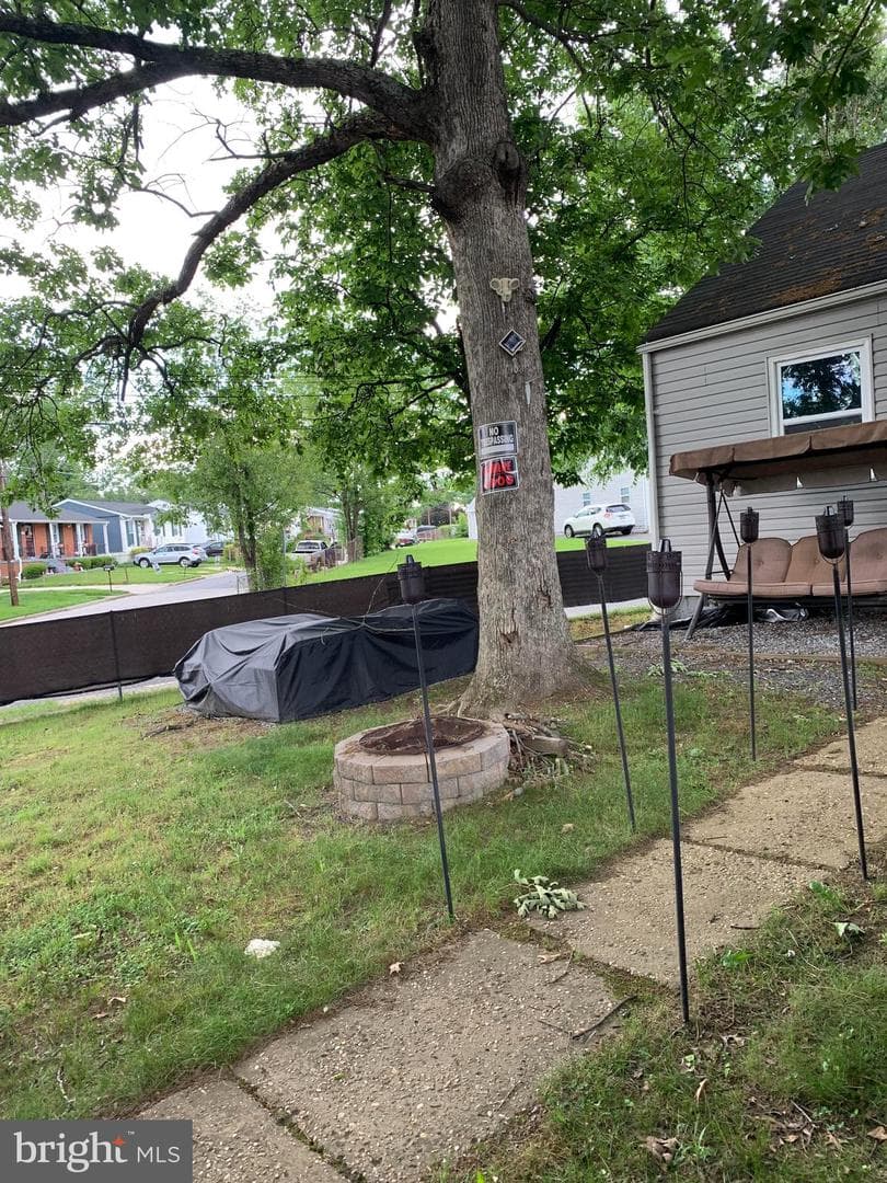 2700 Phelps Avenue photo 3