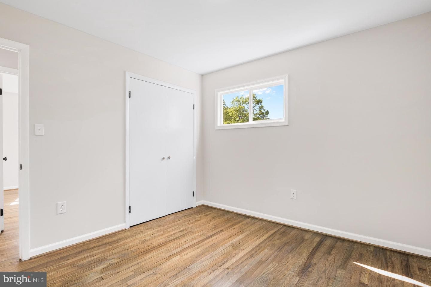 3113 Lakehurst Avenue photo 36