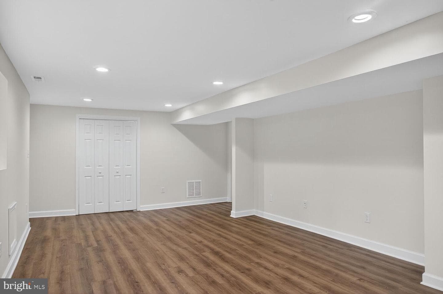 6107 Seminole Street photo 22
